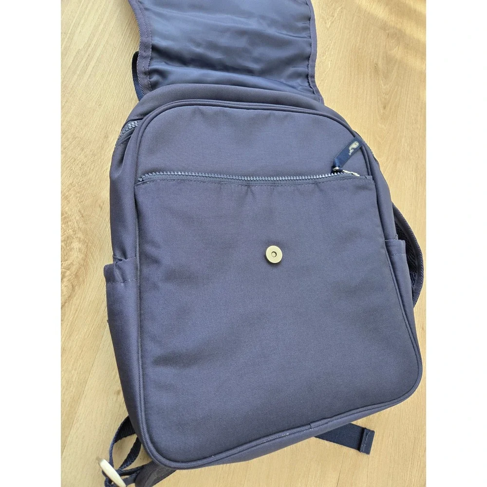 Vineyard Vines Navy Blue Whale Print Canvas Backpack Adjustable Straps